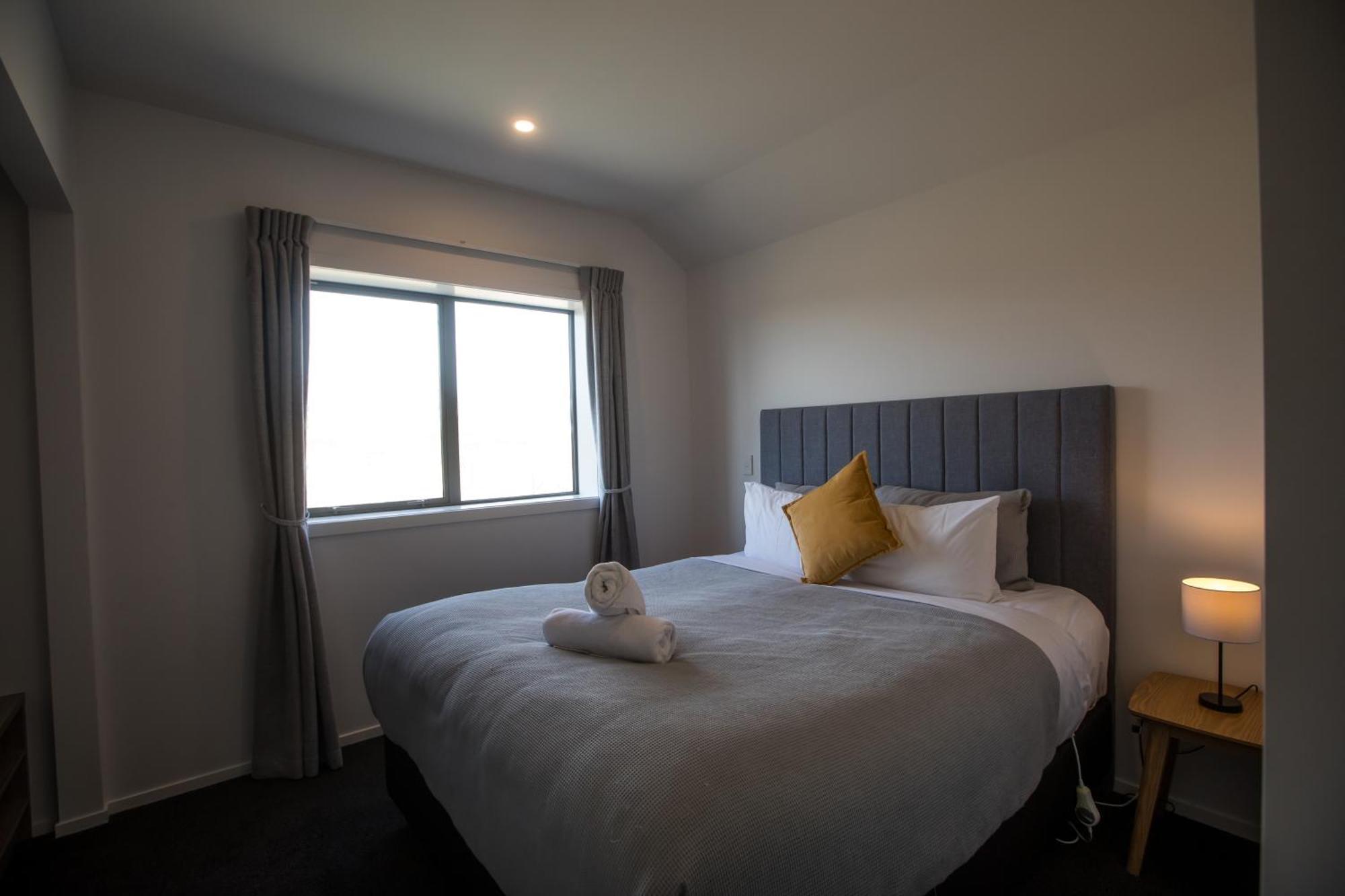 Skyrim Lodge Lake Tekapo Eksteriør billede